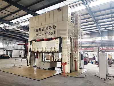 4000噸框架液壓機(jī)落戶湖南，配電柜技術(shù)升級推動(dòng)產(chǎn)業(yè)高質(zhì)量發(fā)展